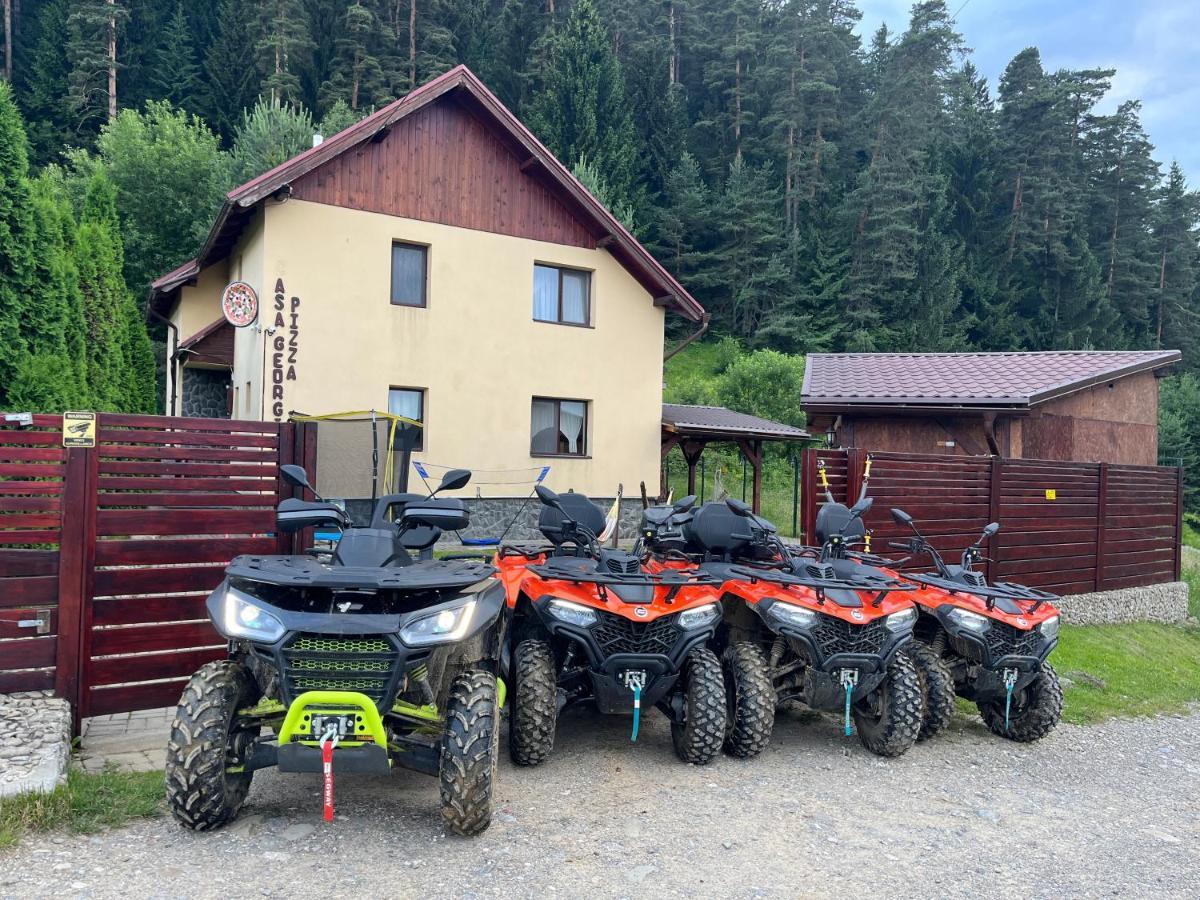 Casa Georgea Villa Săcele Eksteriør billede