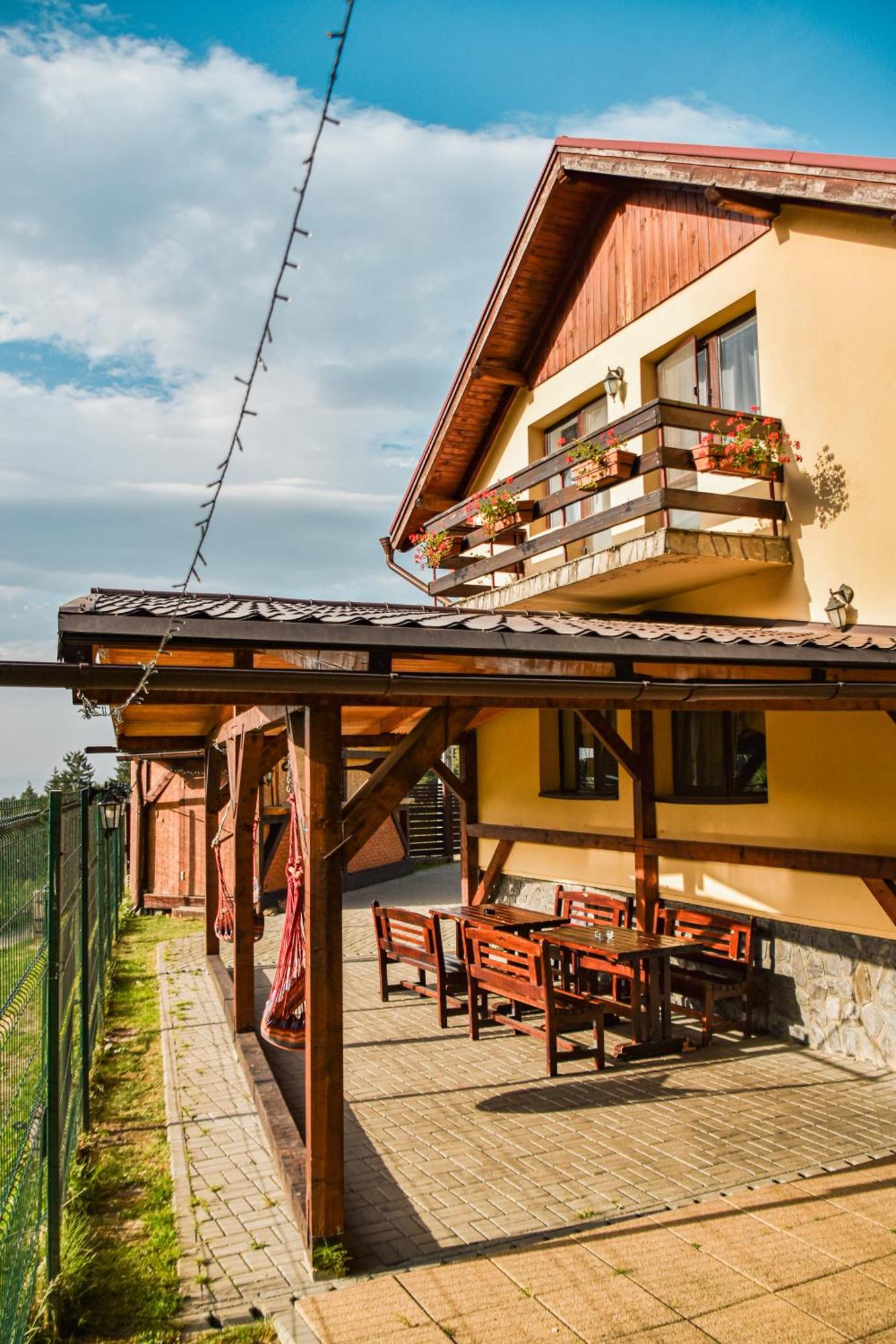 Casa Georgea Villa Săcele Eksteriør billede