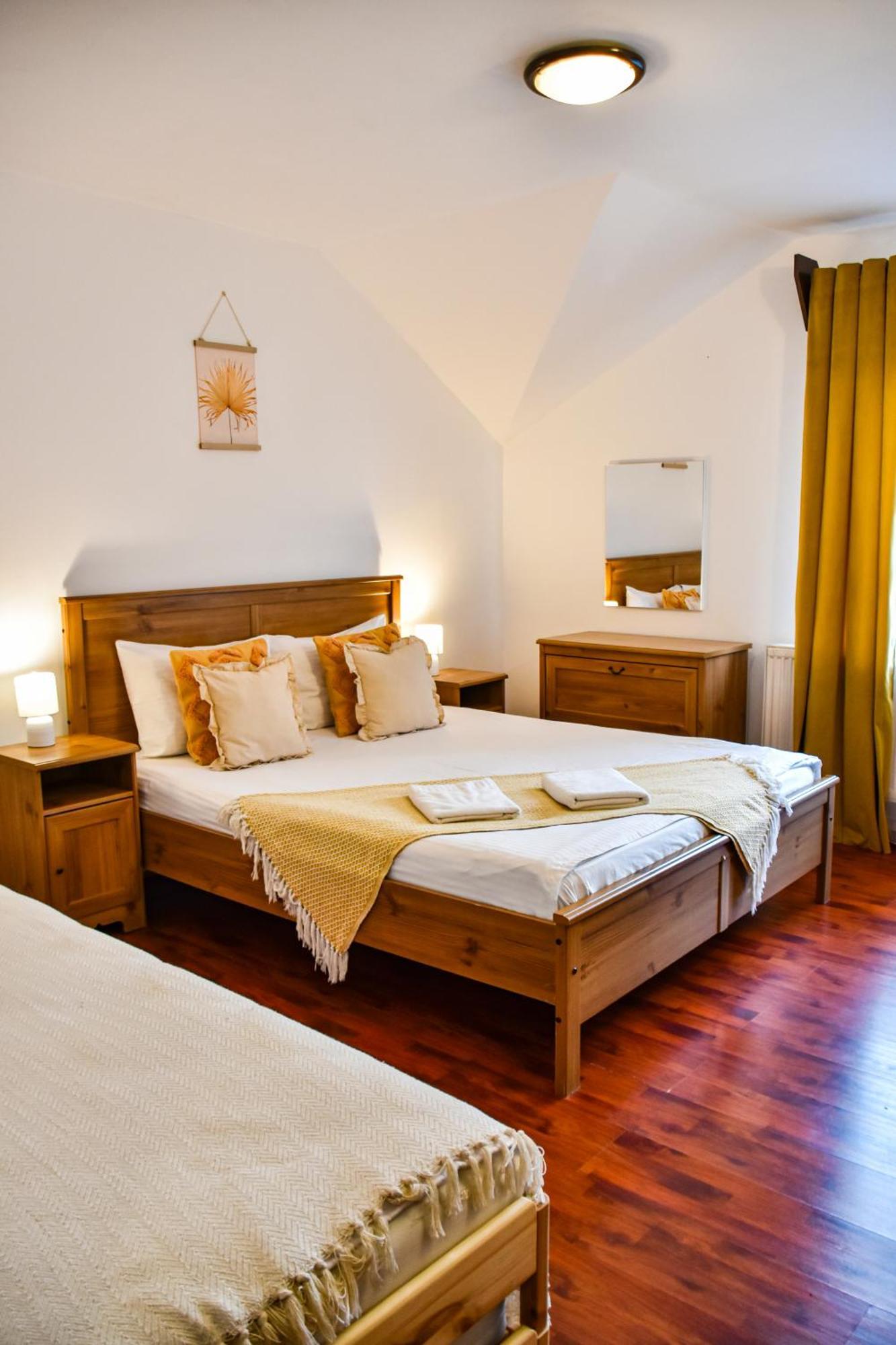 Casa Georgea Villa Săcele Eksteriør billede