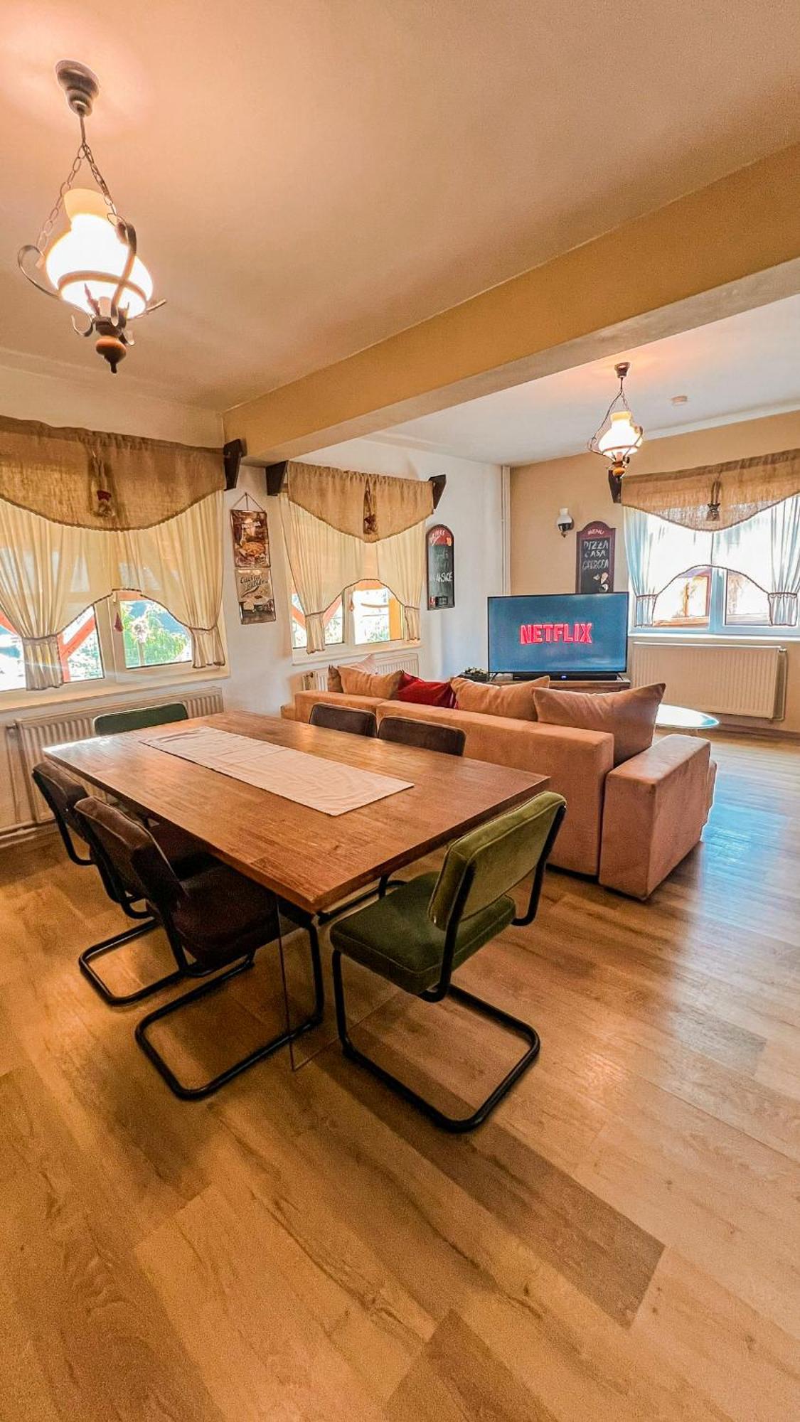 Casa Georgea Villa Săcele Eksteriør billede